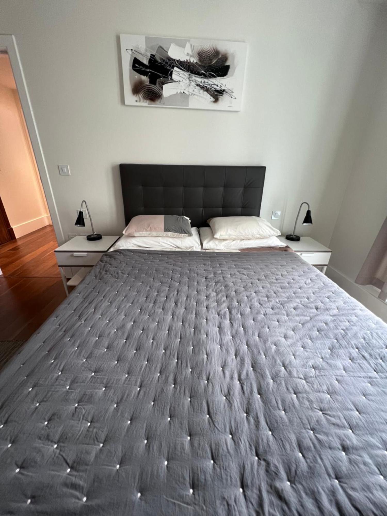 Deluxe 1-Bed Apartment In The City Centre 지브롤터 외부 사진