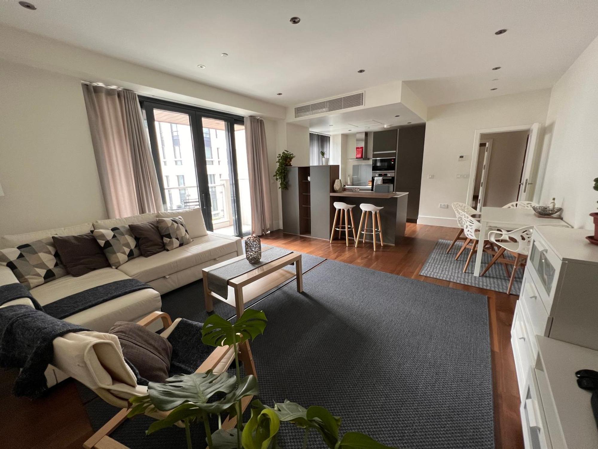 Deluxe 1-Bed Apartment In The City Centre 지브롤터 외부 사진