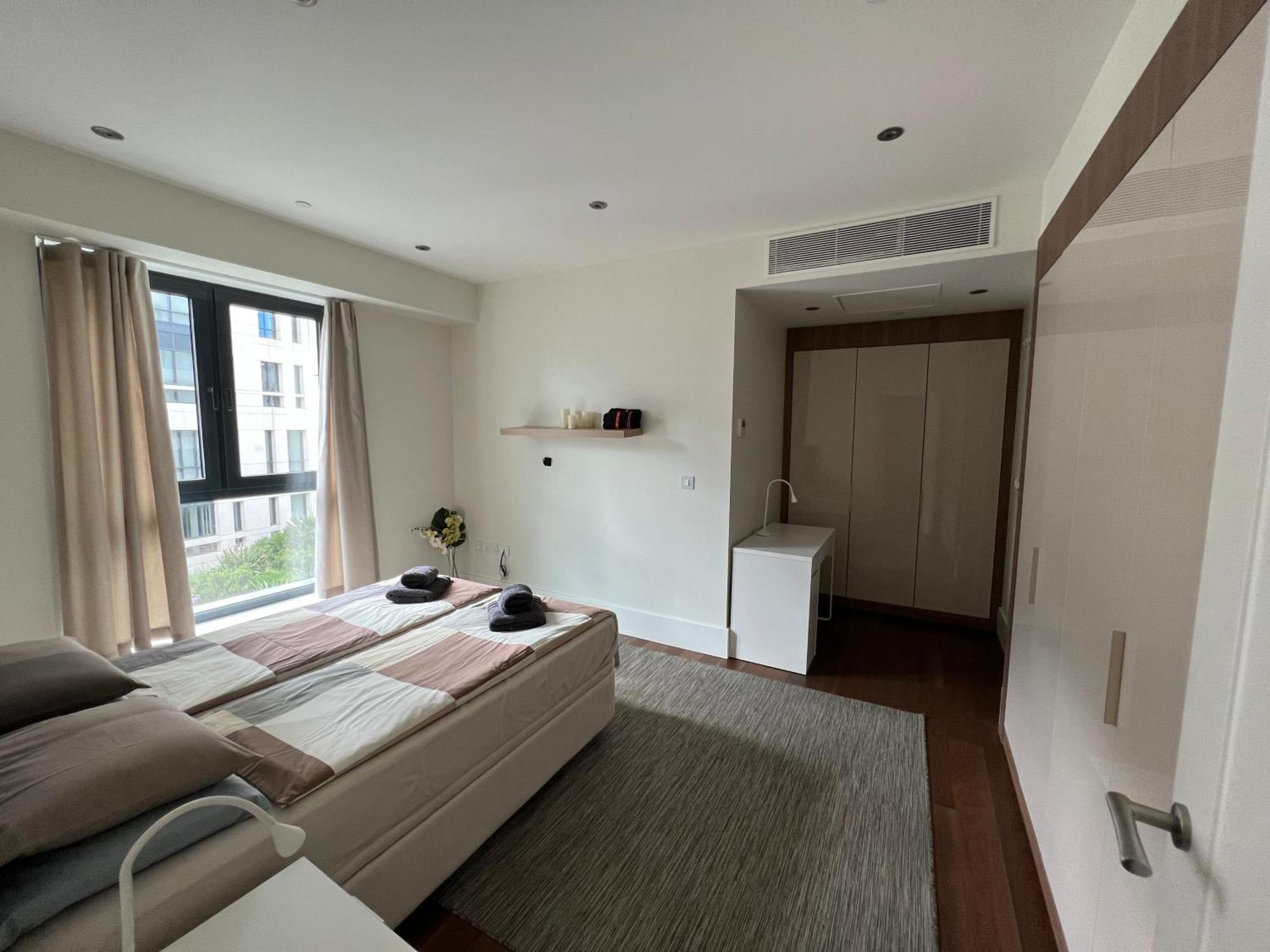Deluxe 1-Bed Apartment In The City Centre 지브롤터 외부 사진